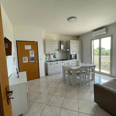 House Nereide, Lovely Sea View Apartment Gallipoli